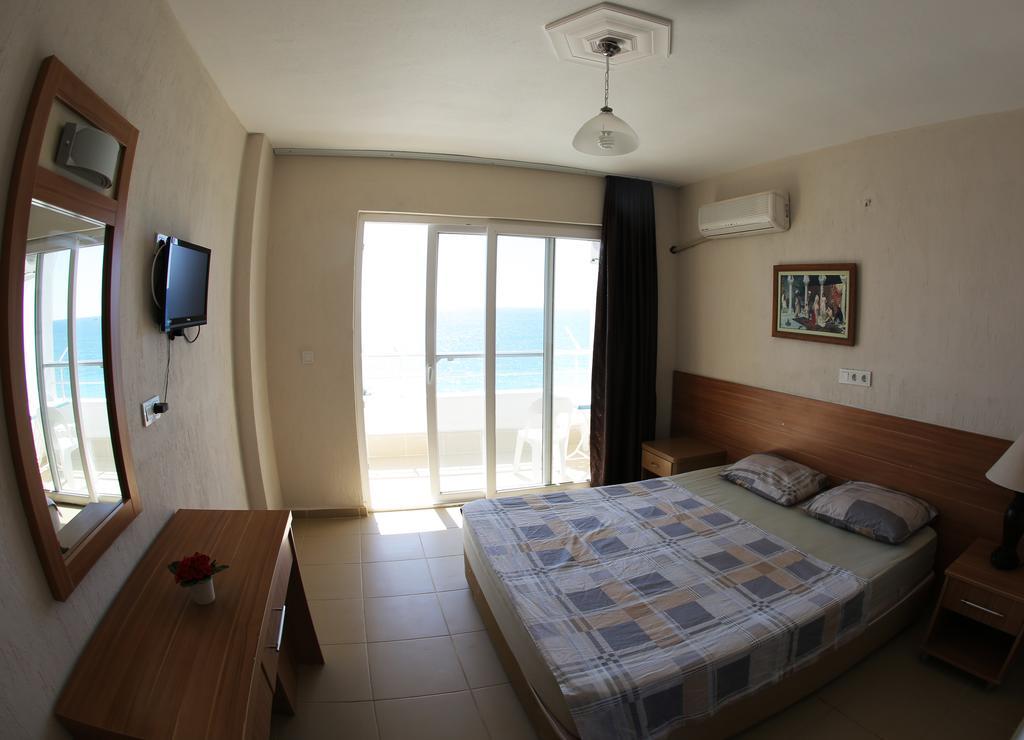 Mavi Cennet Camping Caravan Kızılot Chambre photo