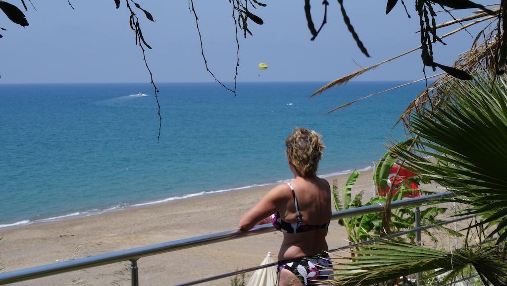 Mavi Cennet Camping Caravan Kızılot Extérieur photo